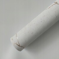 Tapeta przecierany beton ze złotem