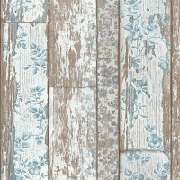 Tapera rustykalne deski z kwiatami